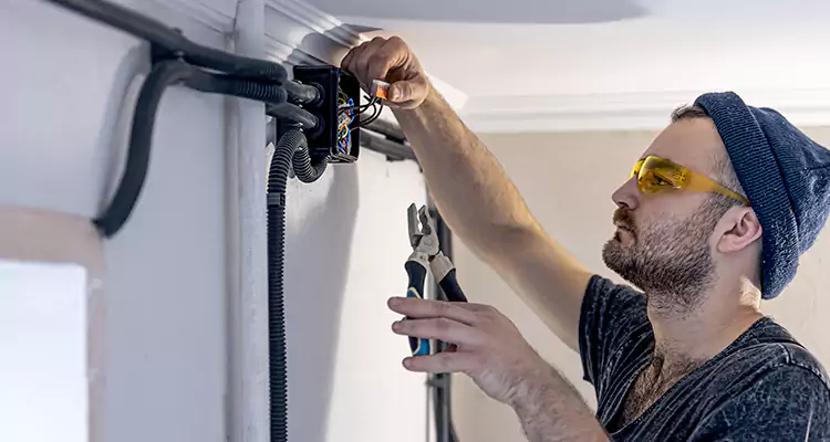 Garage Door Opener Cable Repair in Fountainebleau, FL