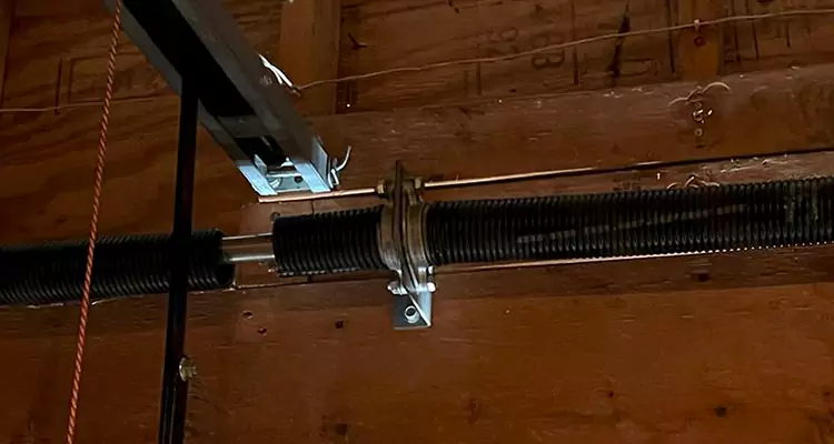 Garage Door Lift Cable Replacement in Fountainebleau, FL