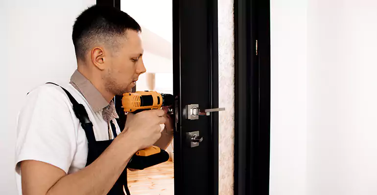 Aluminum Storefront Doors Repair in Fountainebleau, FL