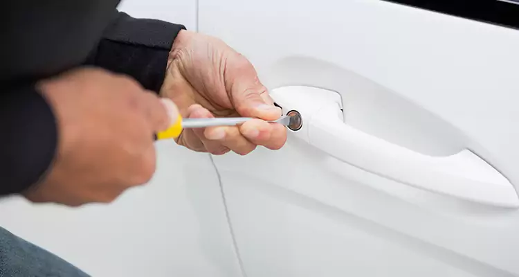 Door Knob Repair Plate in Fountainebleau, FL