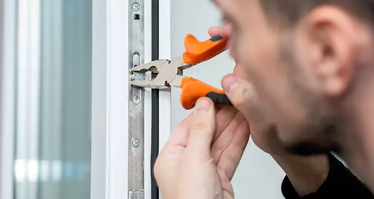Patio Door Latch Repair in Fountainebleau, FL